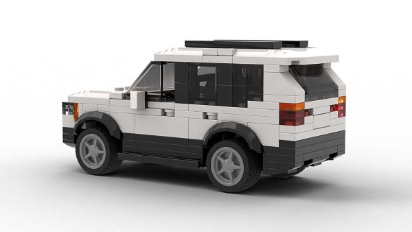 LEGO BMW X3 05 model rear view