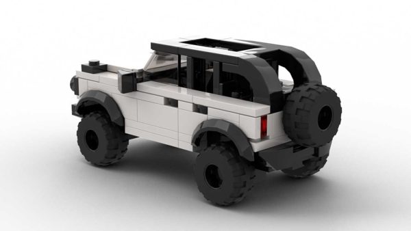 LEGO Ford Bronco 21 4door no roof Model Rear