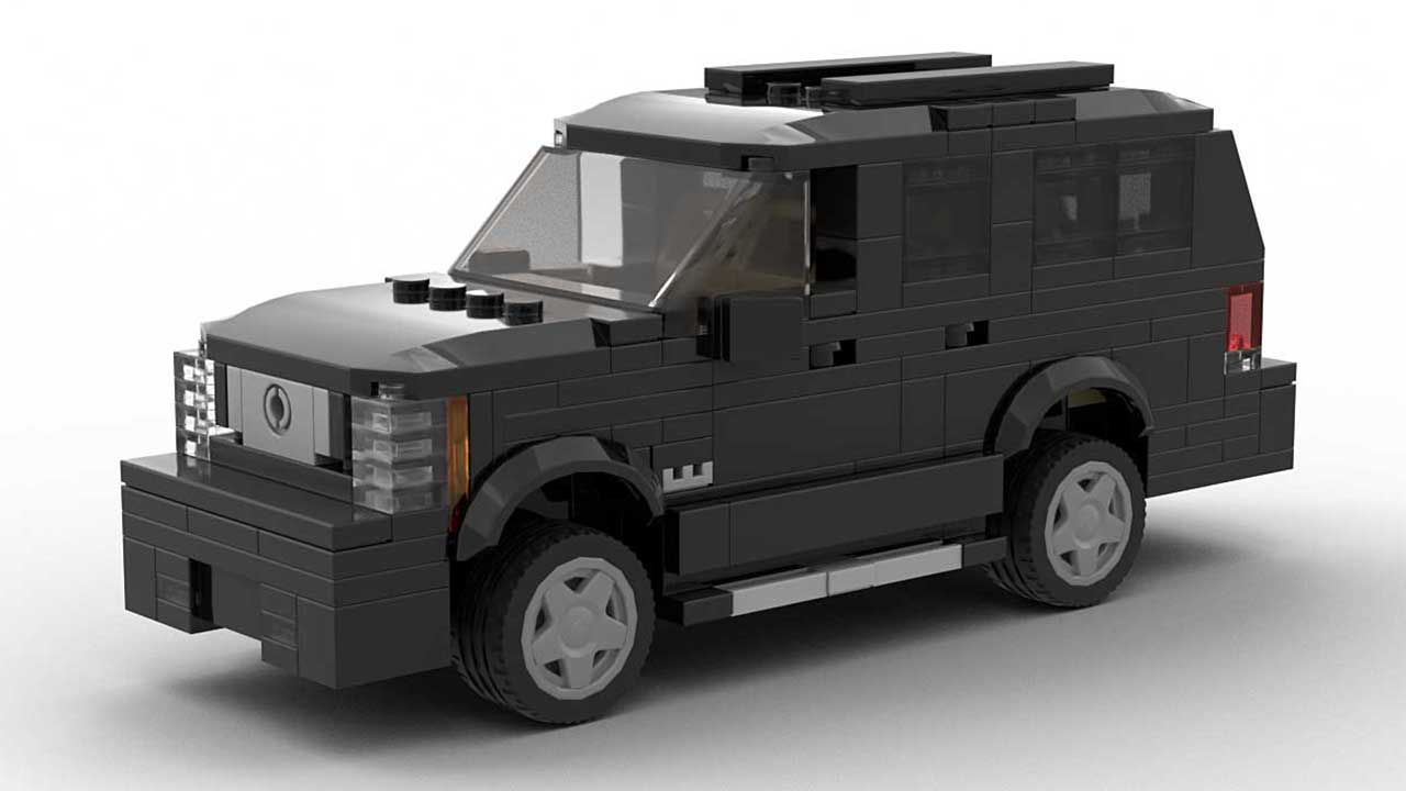 LEGO Cadillac Escalade ESV 05 Model