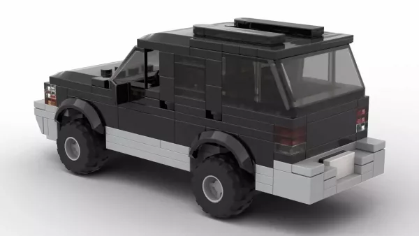 LEGO GMC Jimmy 01 4door model Rear