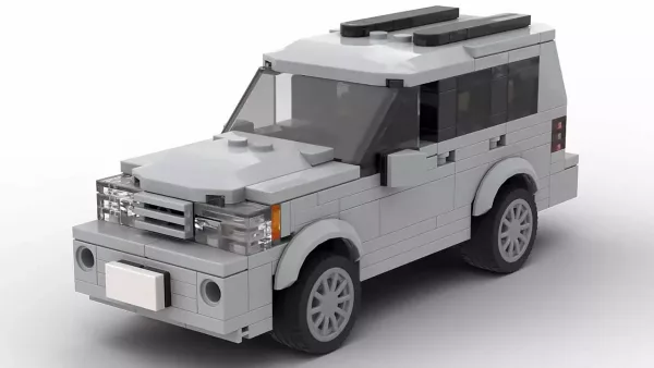 LEGO Toyota Highlander 2001 scale model in gray color on white background